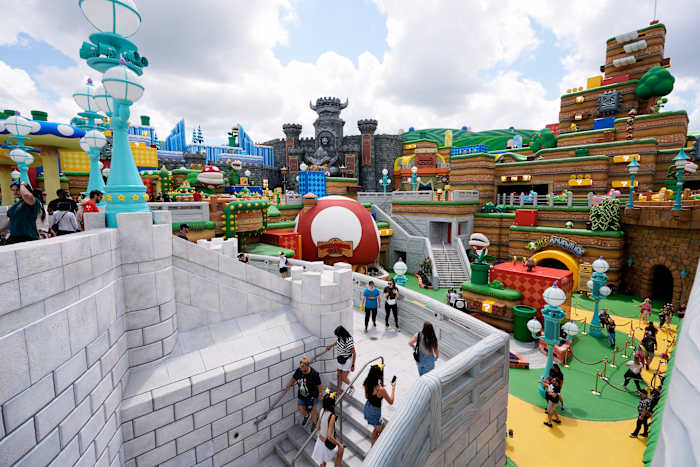 Universal Orlando debuts weeklong ticket with 6 or 7 days of park access