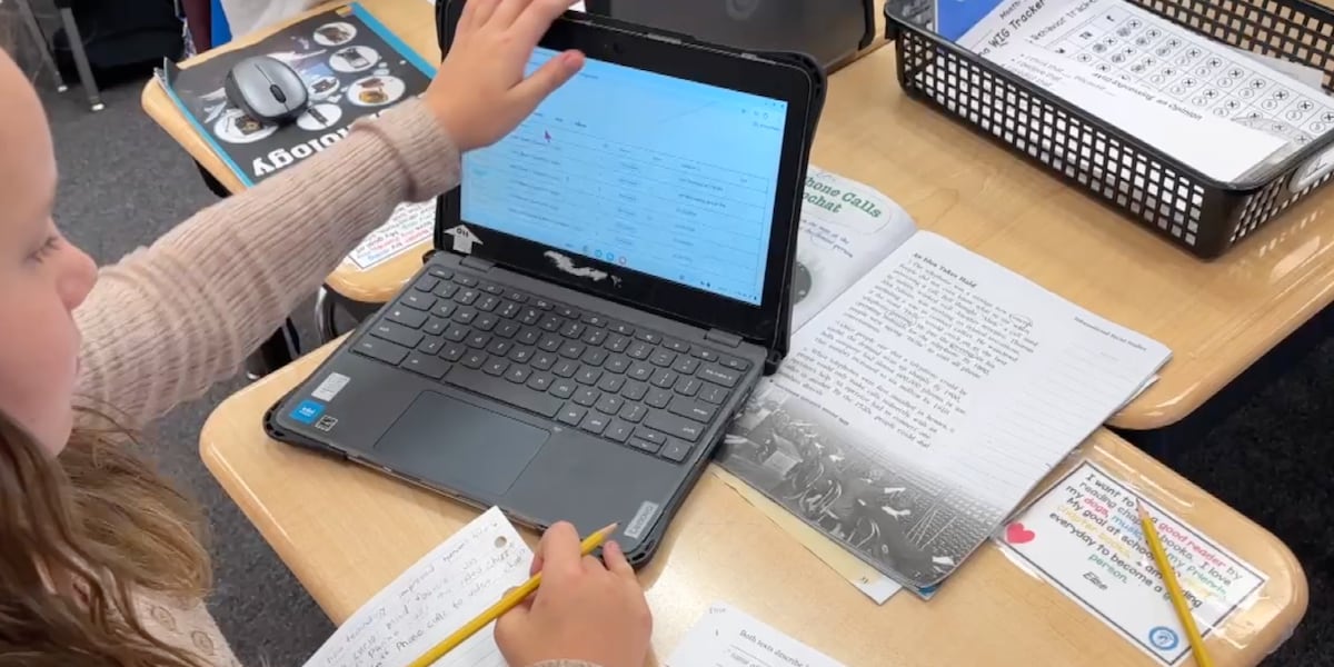 AI is helping students learn literacy at Seawind Elementary School