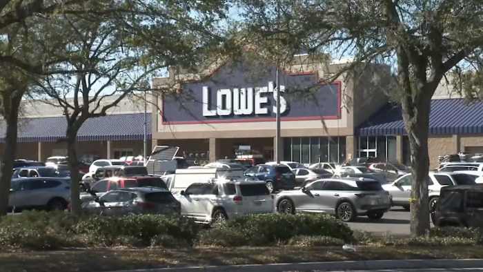 2 men shot after argument in Lowe’s parking lot escalates to shootout: JSO