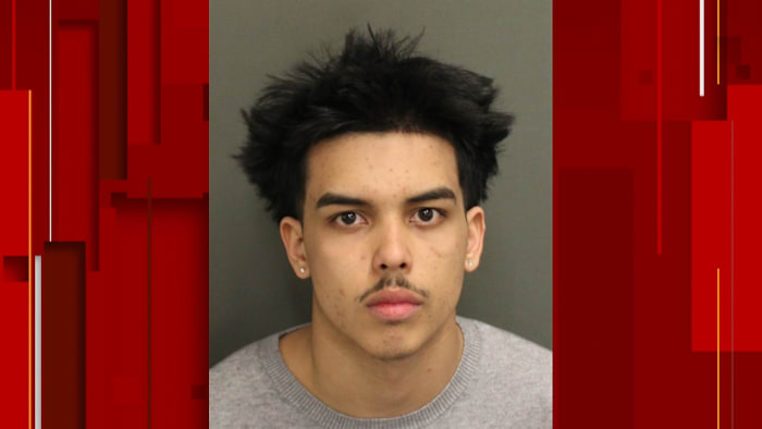 Gunman nabbed after mass apartment invasion in Orlando, police say