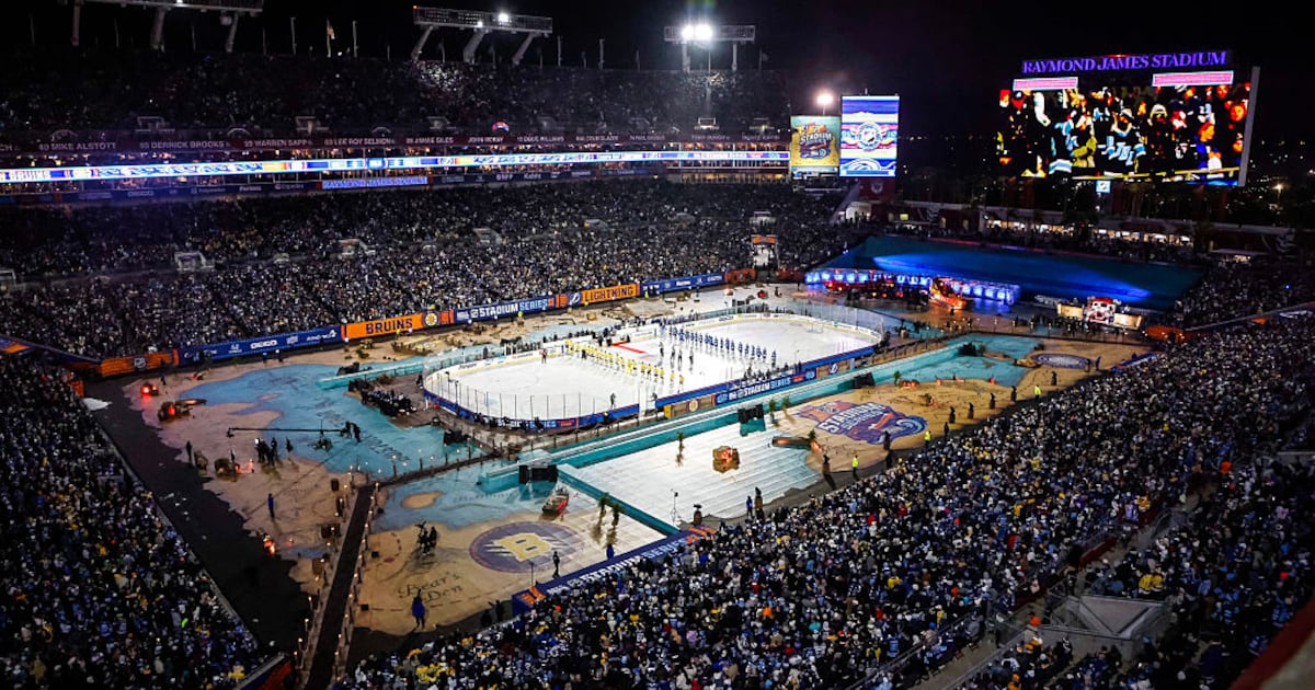 Tampa shows out for Stadium Series game at Raymond James Stadium