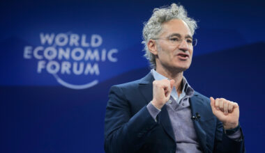 Palantir departs Denver, moves headquarters to Miami