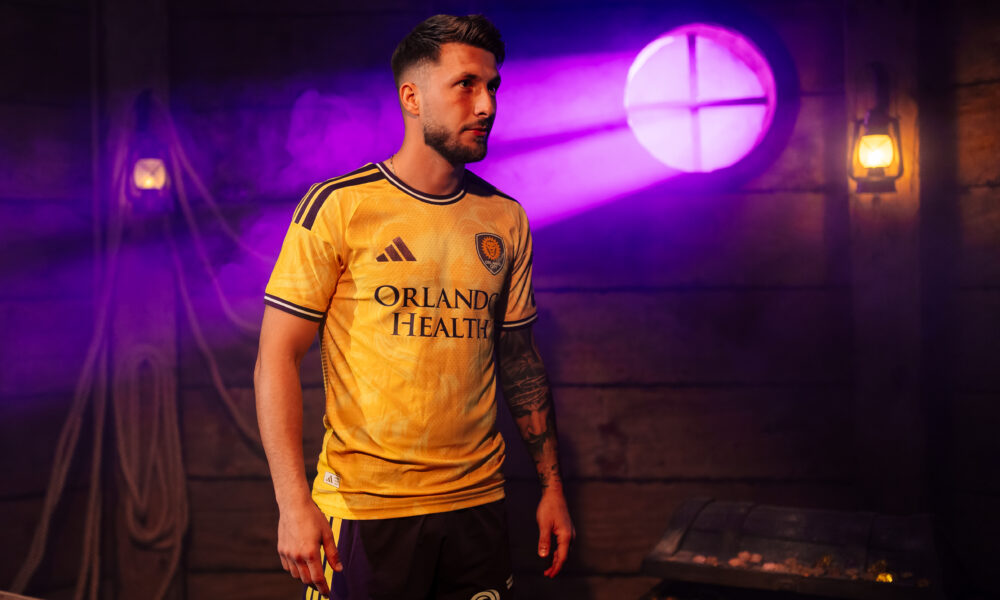 Image of Marco Pasalic modeling the new Sunken Treasure Kit.