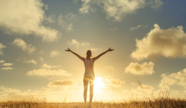 Lee County encourages residents to embrace brown grass