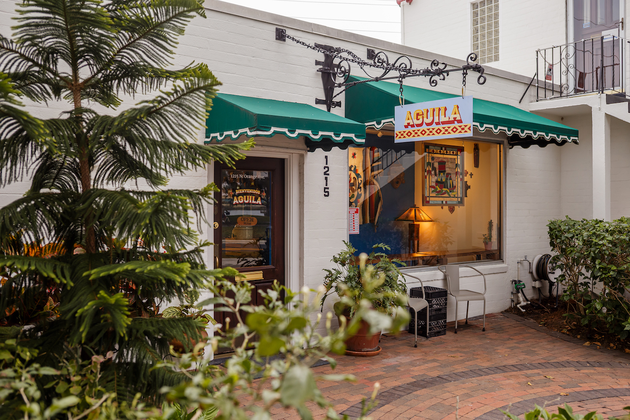 Aguila Coffee Orlando sign