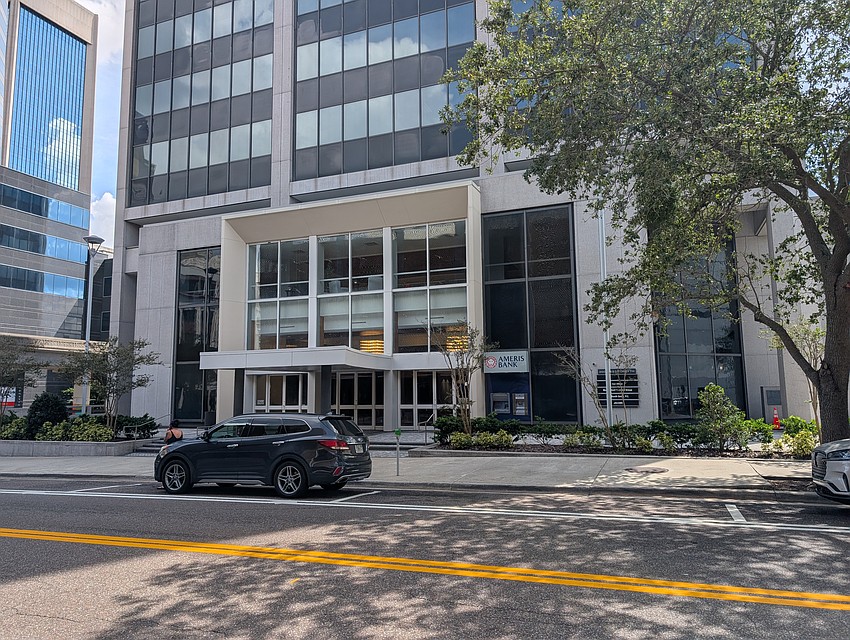Ameris Bank at 200 W. Forsyth St in Downtown Jacksonville plans to add a drive-through.