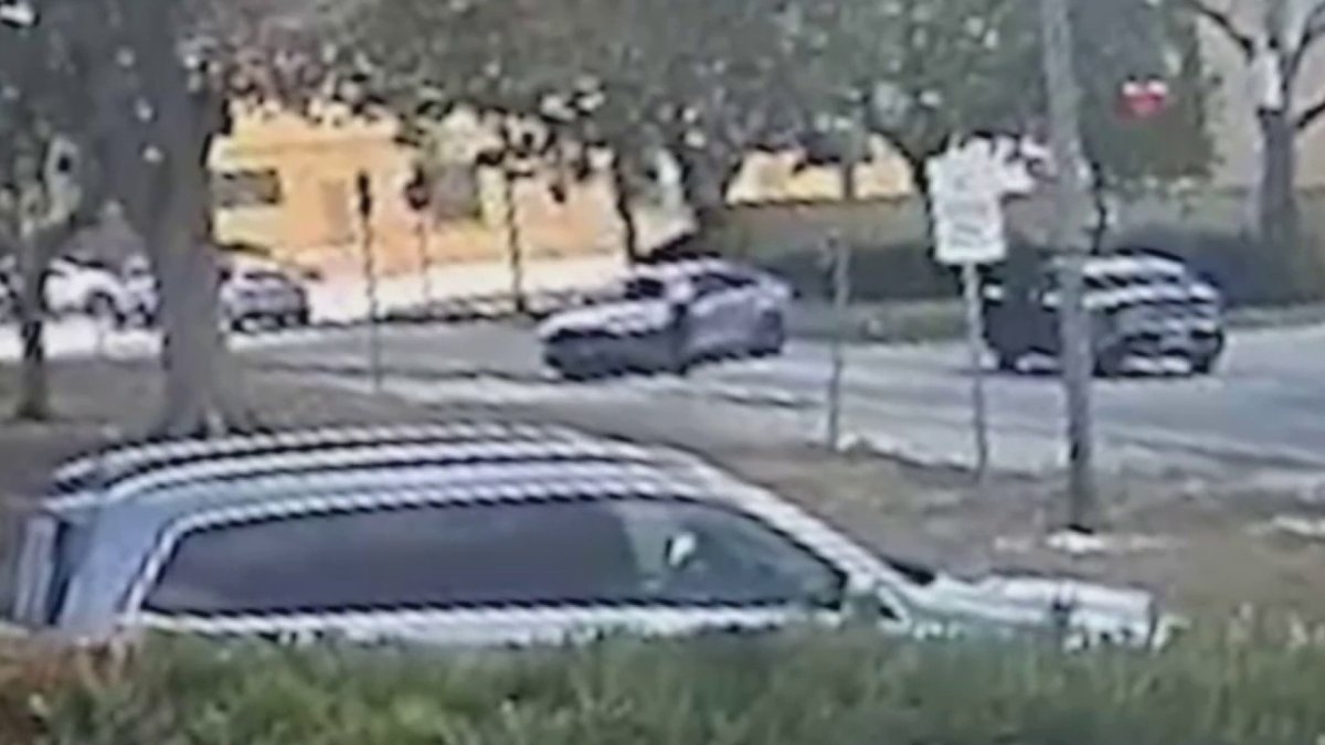 Armed suspect fatally shot by 3 officers in Fort Lauderdale ID’d – NBC 6 South Florida