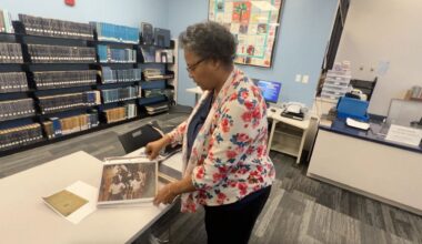 Alberta Lynn Gibbs often goes through materials at Orange County's West Oaks Library genealogy center to discover her family's history.  (Spectrum News 13)