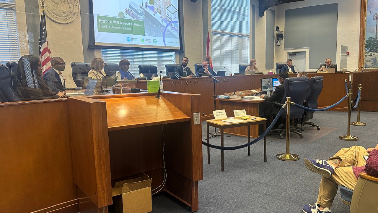 St. Pete City Council during a recent regional planning meeting. Agencies from Pasco, Pinellas and Hillsborough continue to talk about a regional merger. (Spectrum News/Sarah Blazonis)