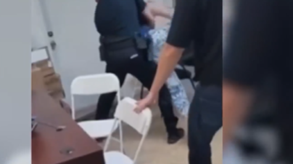 Sweetwater officer says he ‘had to’ body slam woman, 62, at Li’l Abner mobile park – NBC 6 South Florida