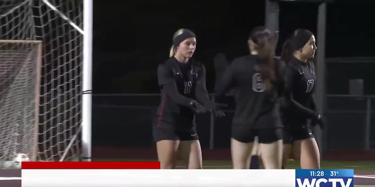 Chiles girls soccer defeats Clay 5-0, advances to regional semifinals