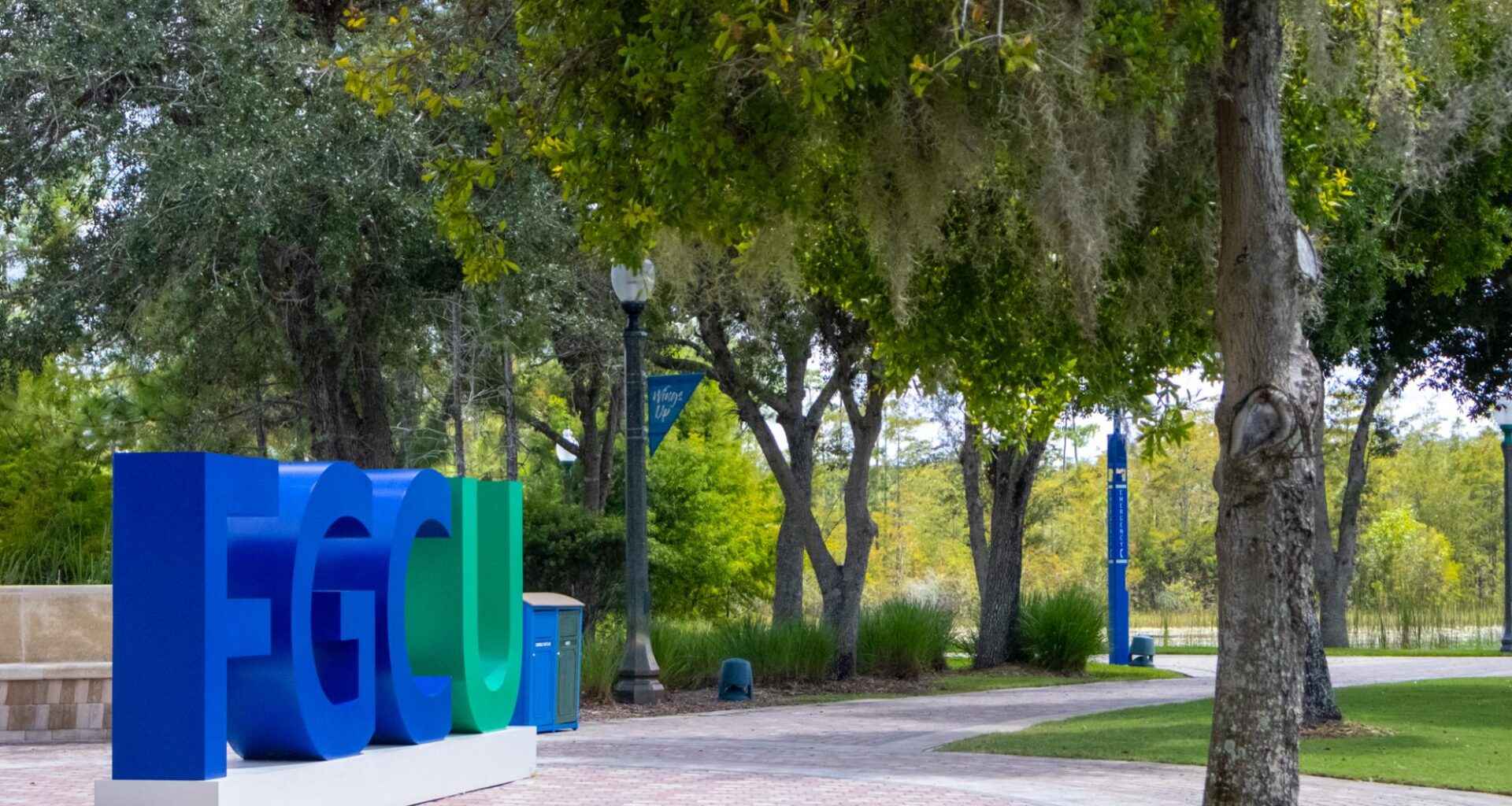 FGCU experiences county wide power outage – Eagle Media