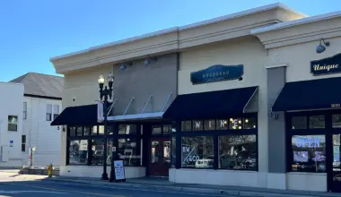 Hendricks Avenue, the future home of Hard Pressed Burgers