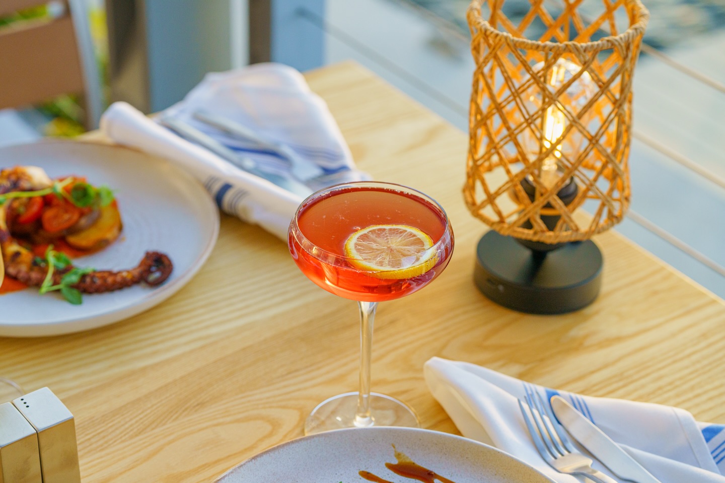 New Waterfront Seafood Restaurant Opens in Fort Lauderdale