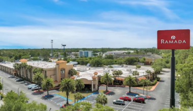 Nonprofit gets approval from Planning Commission to convert Ramada hotel to veterans housing