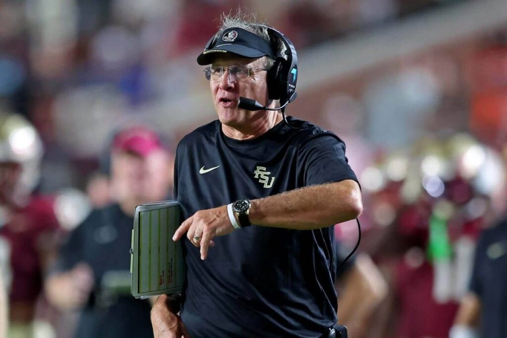 Gus Malzahn coordinating Florida State's offense against the Miami Hurricanes in October.