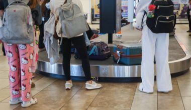 Is Tampa airport actually banning pajamas? Viral message explained – NBC Chicago