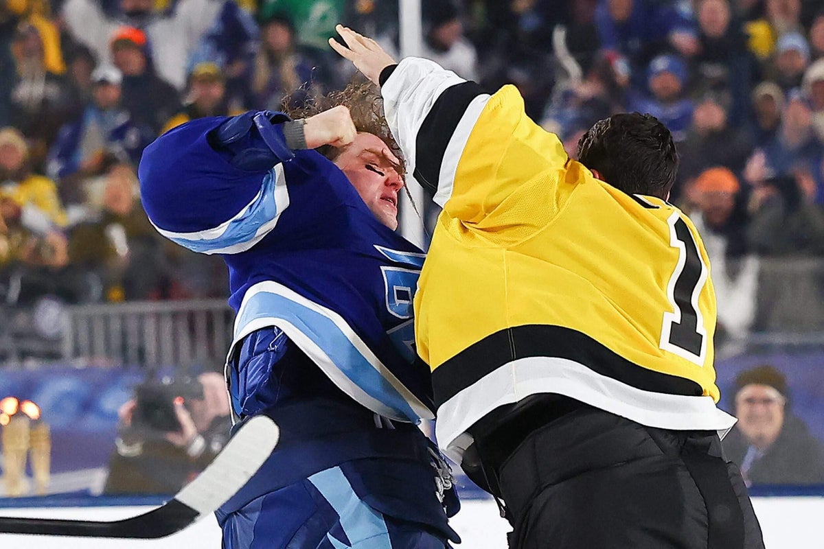 Inside the goalie fight that changed a Lightning-Bruins outdoor game for the ages