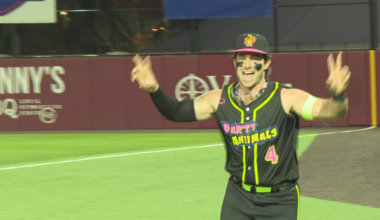 Clowns top Party Animals as Malachi Mitchell, Tanner Thomas make Tallahassee return