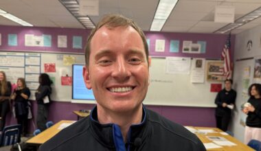 Orlando teacher makes history come alive in the classroom