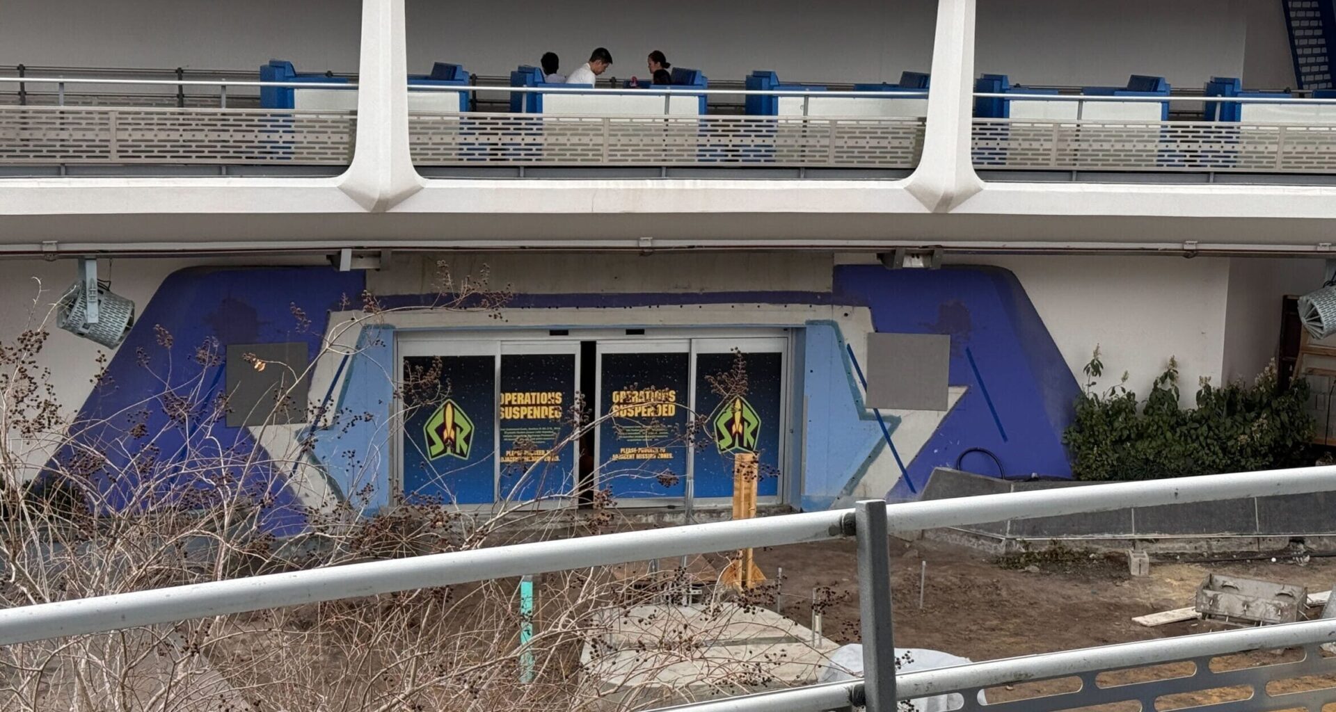 Dirt Added to Buzz Lightyear&rsquo;s Space Ranger Spin Entrance