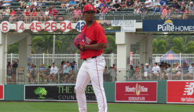 Red Sox hang on in home opener against Blue Jays