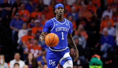 Ryan-Schwartz-emerging-down-stretch-Kentucky