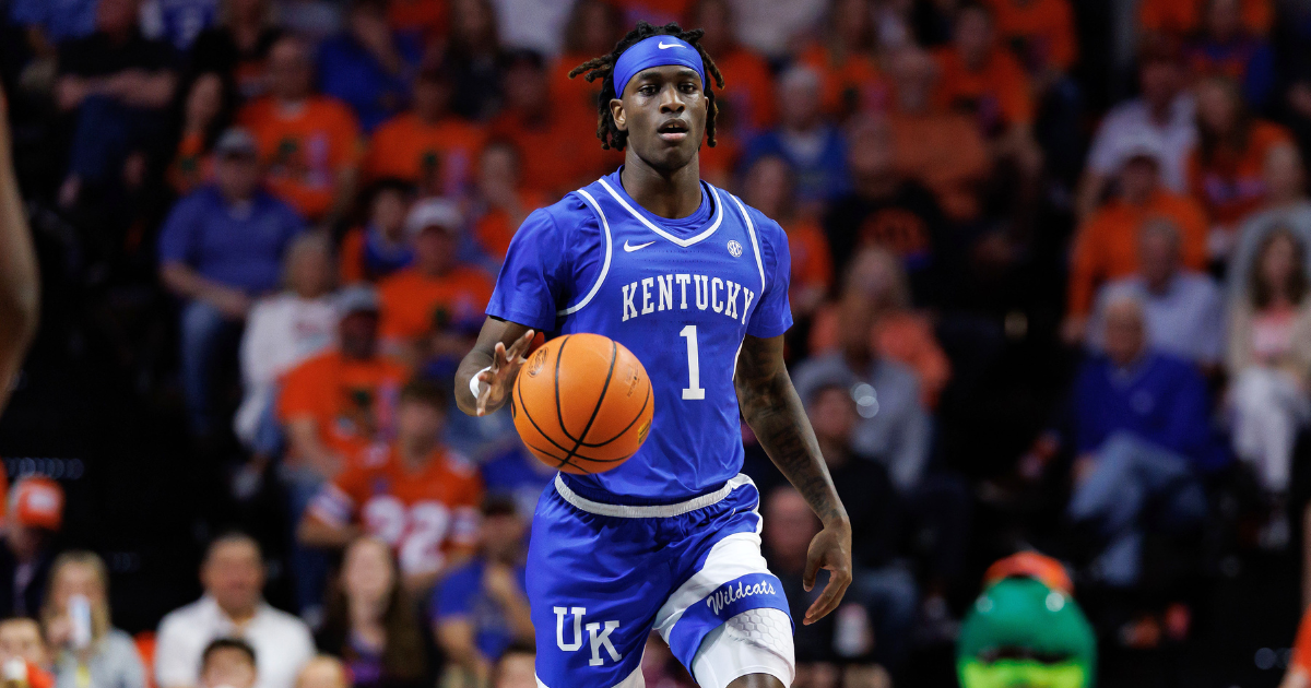 Ryan-Schwartz-emerging-down-stretch-Kentucky