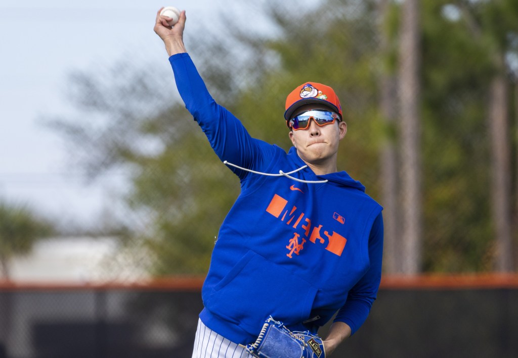 Mets starter Kodai Senga throws during a team workout on Feb. 11, 2026 in Port St. Lucie.