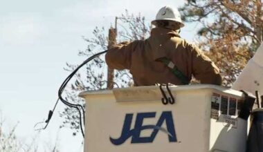 Crews deal with extreme cold, fallen limbs to restore power for thousands across Northeast Florida amid Arctic Blast