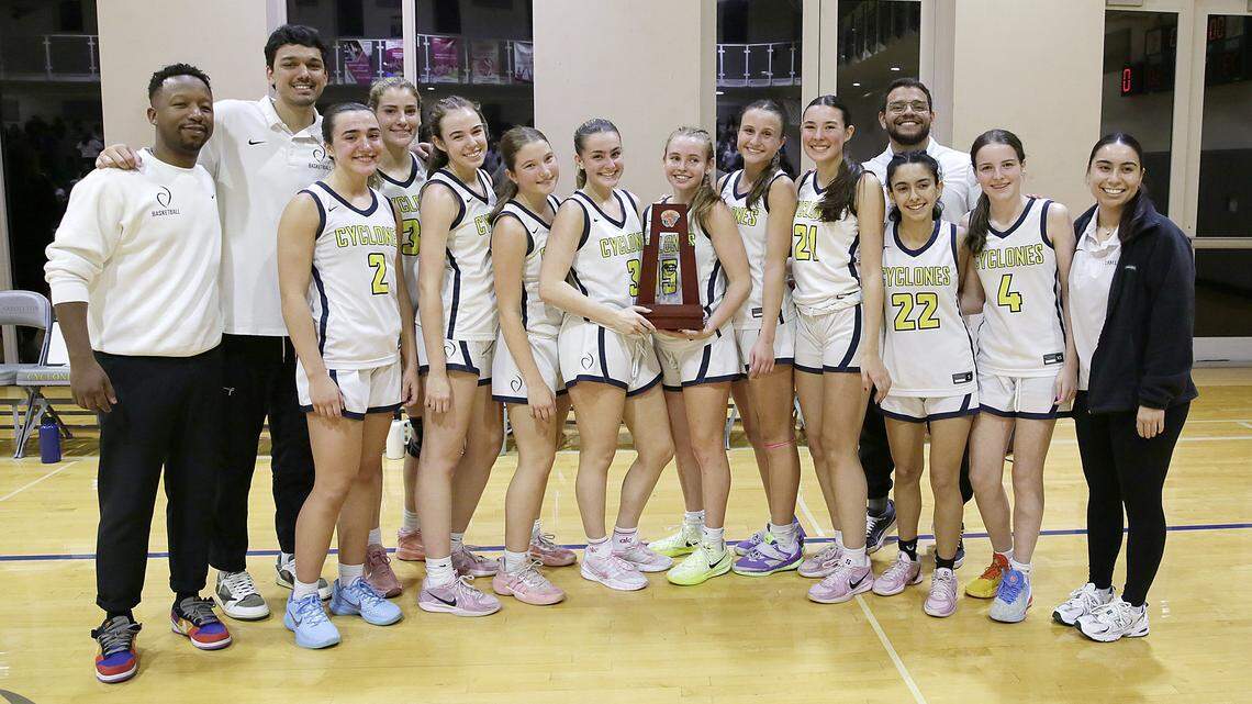 Carrollton secures first trip to state in girls’ basketball