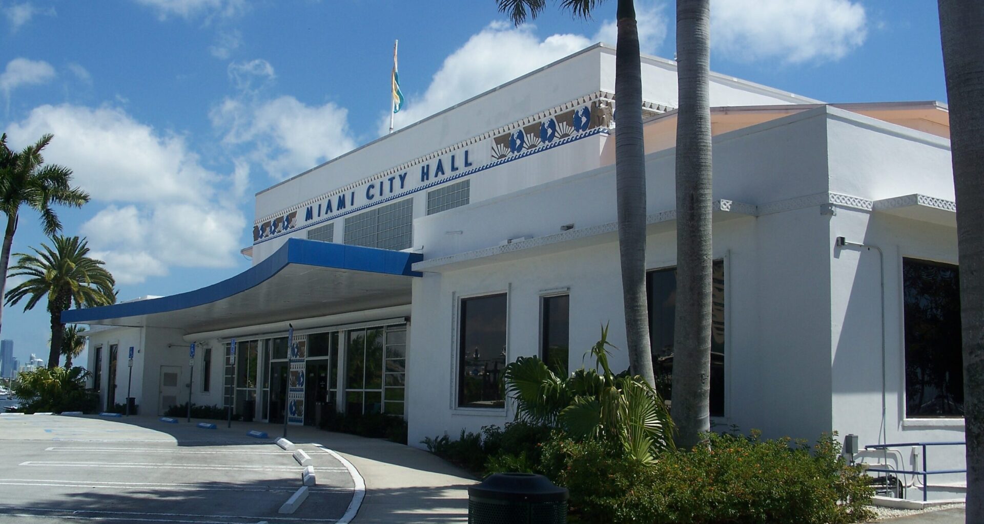 Charter reform campaign exceeds signature goal to expand Miami Commission, shift elections