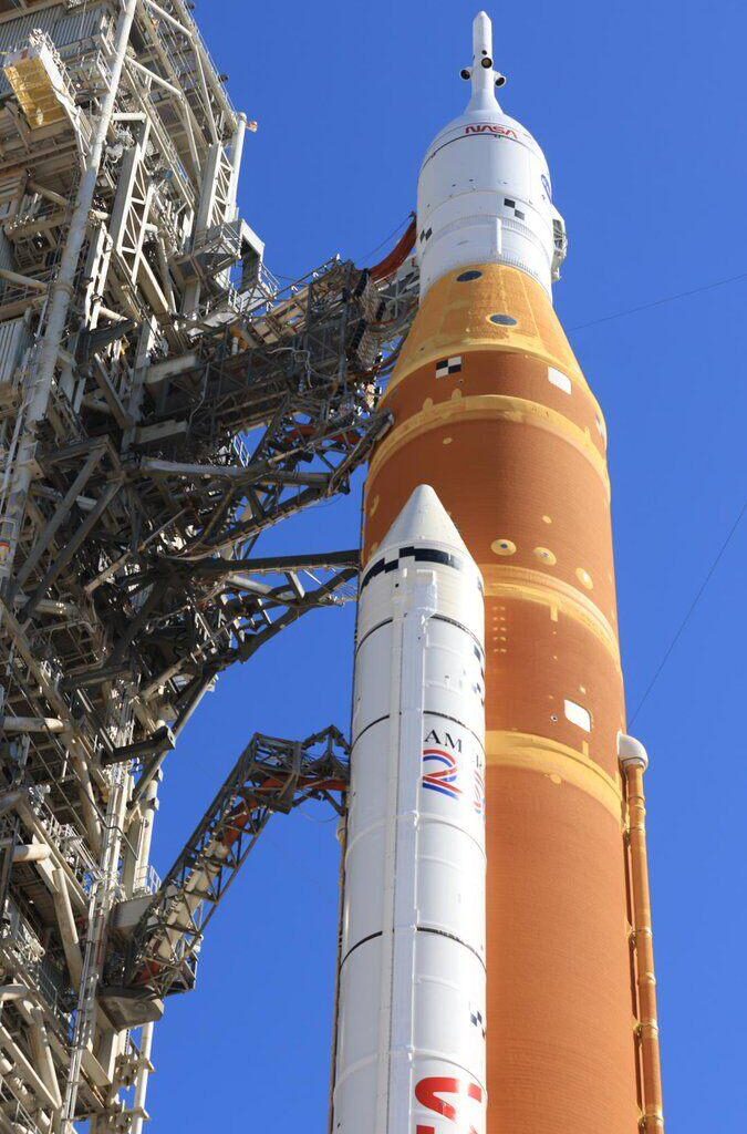 NASA delays astronaut moon mission again after new rocket problem – Orlando Sentinel