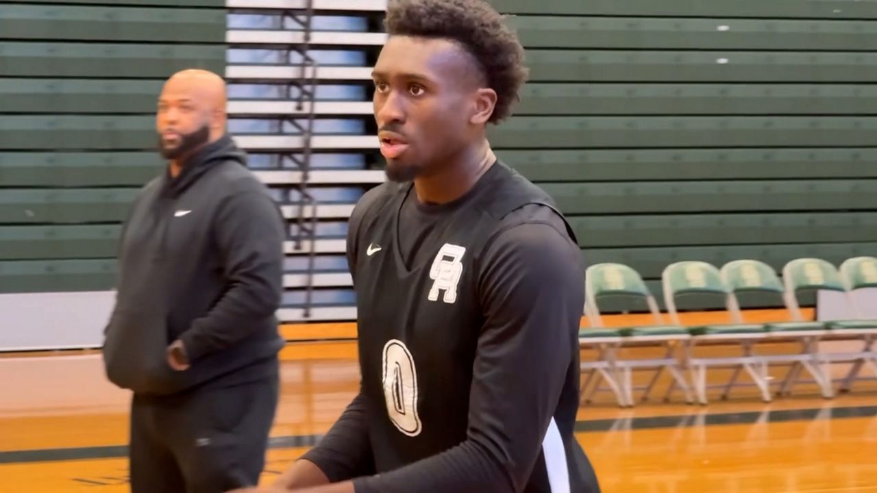 Donovan Williams Oak Ridge Basketball