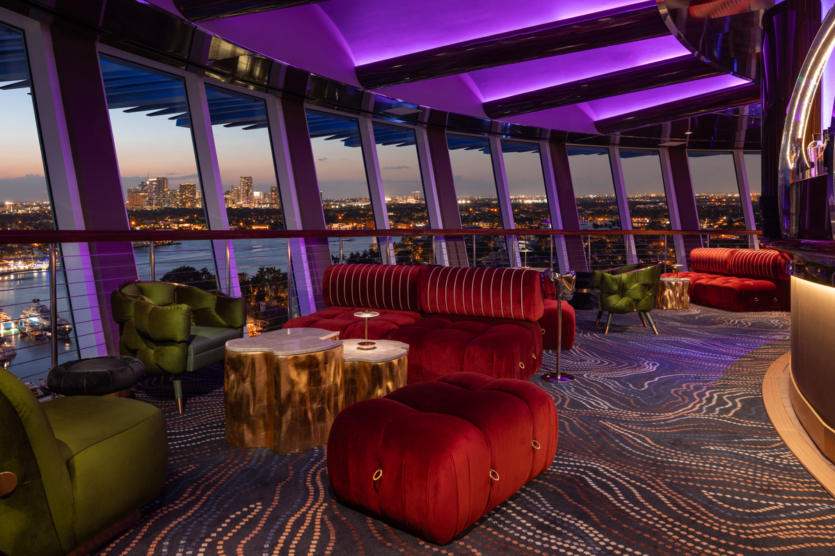 South Florida's Only Rotating Cocktail Lounge Is Right Here In Ft. Lauderdale