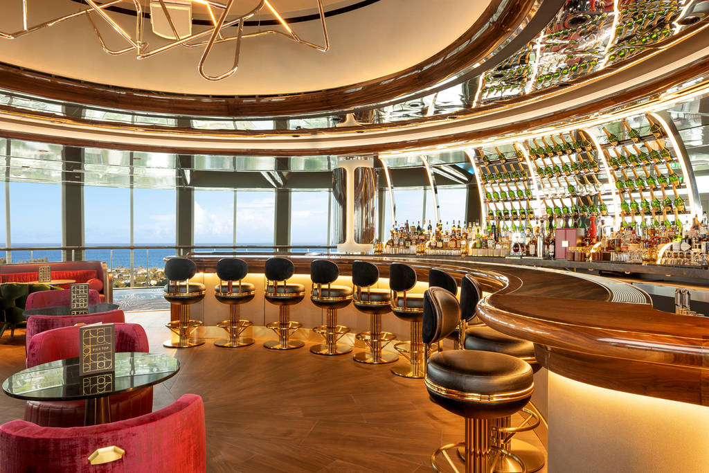 Pier Top Bar