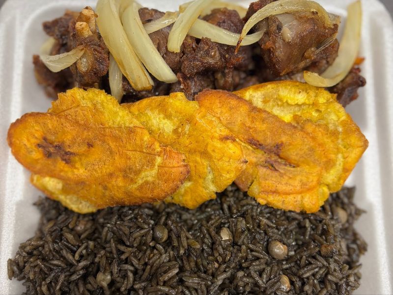 This Unassuming Haitian Spot In Port St. Lucie Is Serving Griot And Oxtails Worth The Drive 5 Fried Plantains Two Ways
