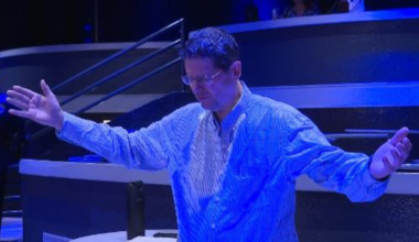 Community gathers for 5th annual United Prayer Summit at The Moon