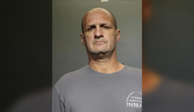 JSO inmate dies at hospital, no foul play suspected, police say