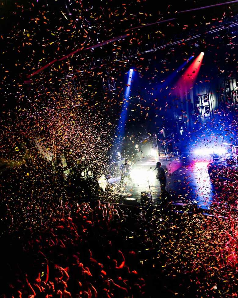 concert photo by Hannah Howells