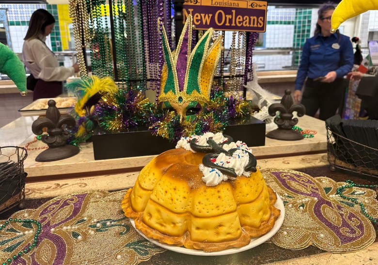 Universal Orlando Mardi Gras