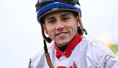 Jockey Samuel Marin smiles at the camera, flashing a thumbs up post ride. (Photo: @SV Photography)
