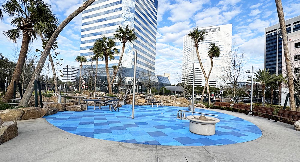 Water play splash pad at Riverfront Plaza Park in Jacksonville, FL