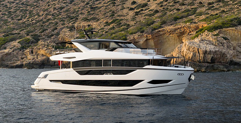 Sunseeker 82 Ocean Enclosed U.S. premiere at Miami Beach Yacht Collection