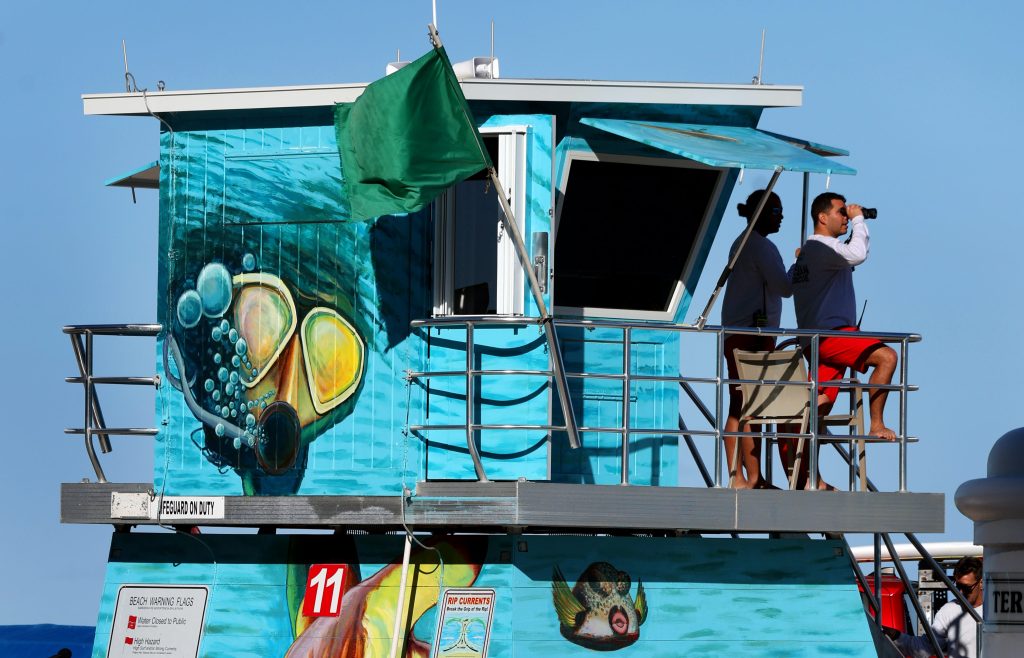 Fort Lauderdale expands its colorful lifeguard tower fleet