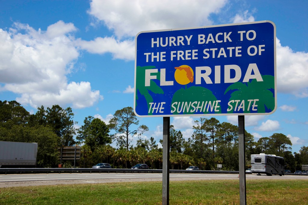 Domestic travel drives record Florida tourism in 2025 – Sun Sentinel