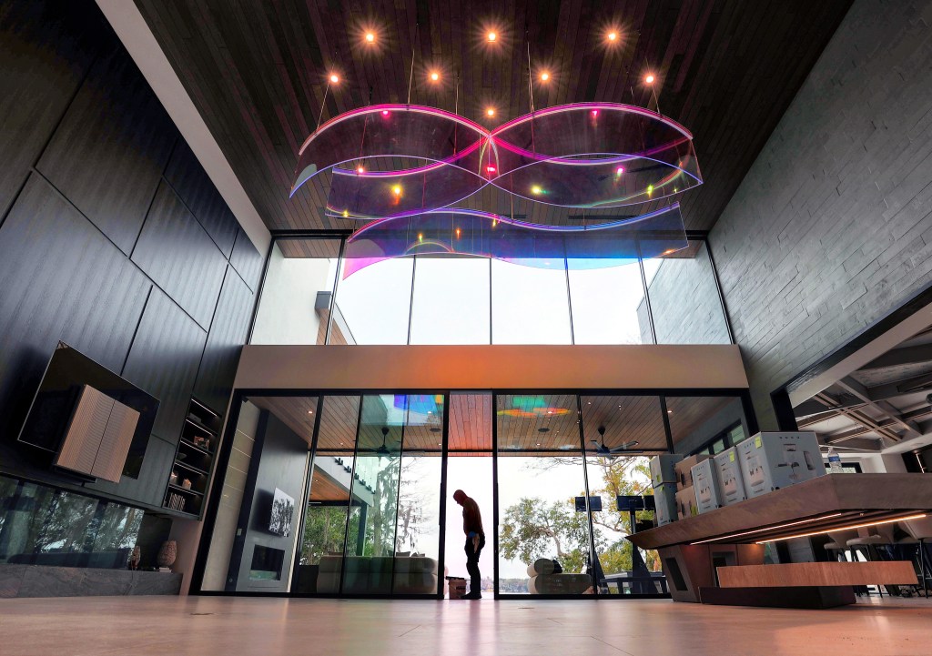 Orlando's final IBS showcase is 'the house that light built'