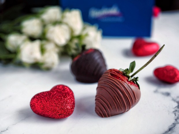 Stop by Peterbrooke Chocolatier of Winter Park for freshly dipped berries. They've got extended hours this week, up to and including the big day. (Photo courtesy Lisa Wilk/TasteCookSip.com)