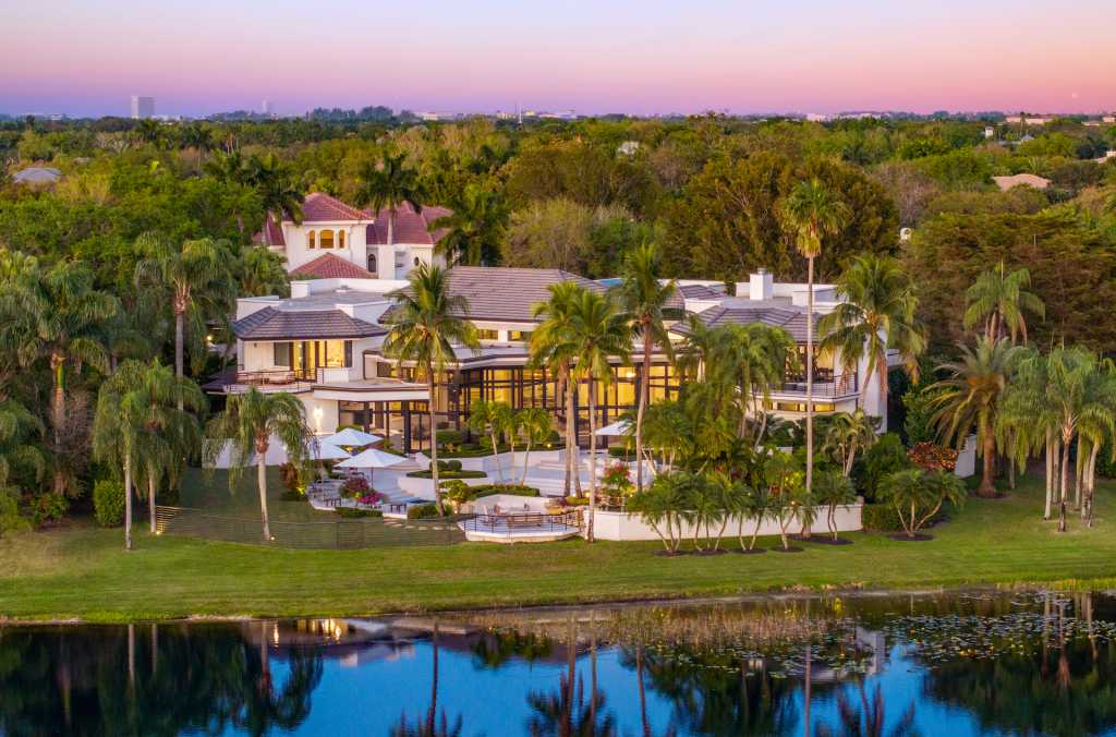 Fort Lauderdale Waterfront Estate to No-Reserve Auction