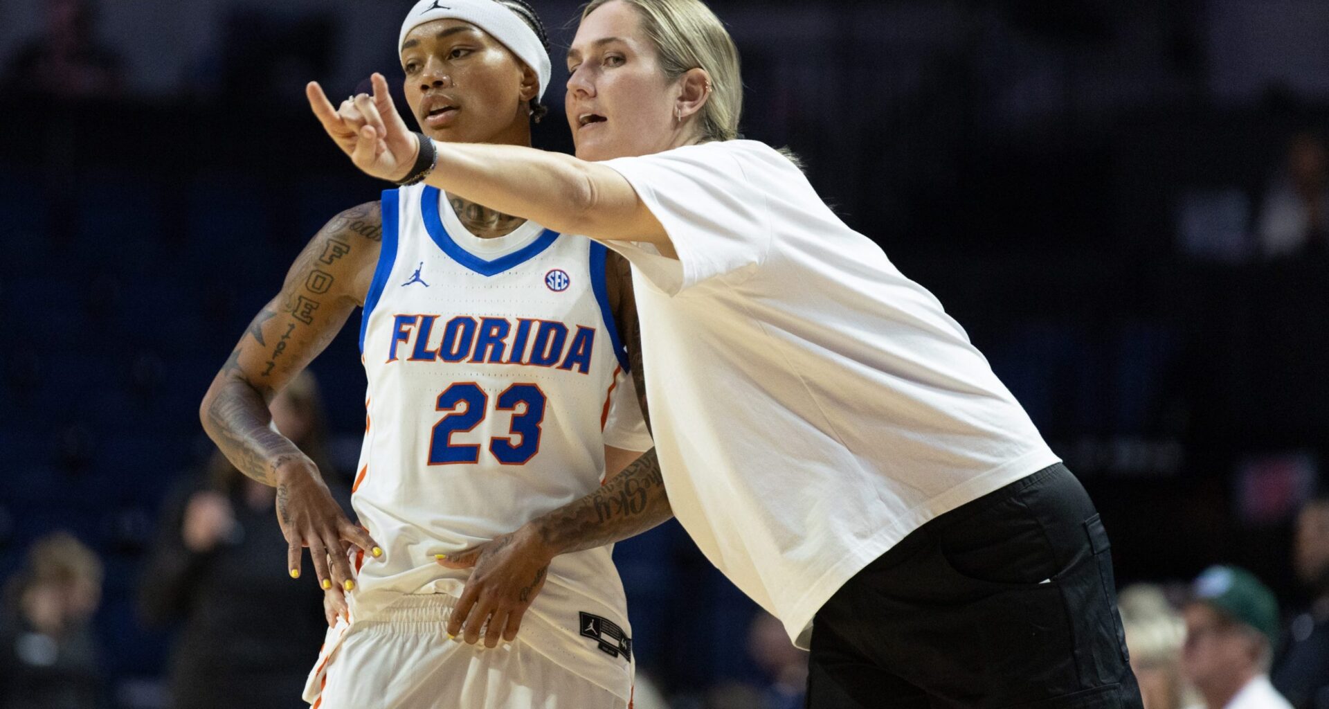 Florida coach Kelly Rae Finley talks to guard Liv McGill (23) during the second half of an NCAA women’s basketball game at the O'Connell Center on Nov. 3, 2025.